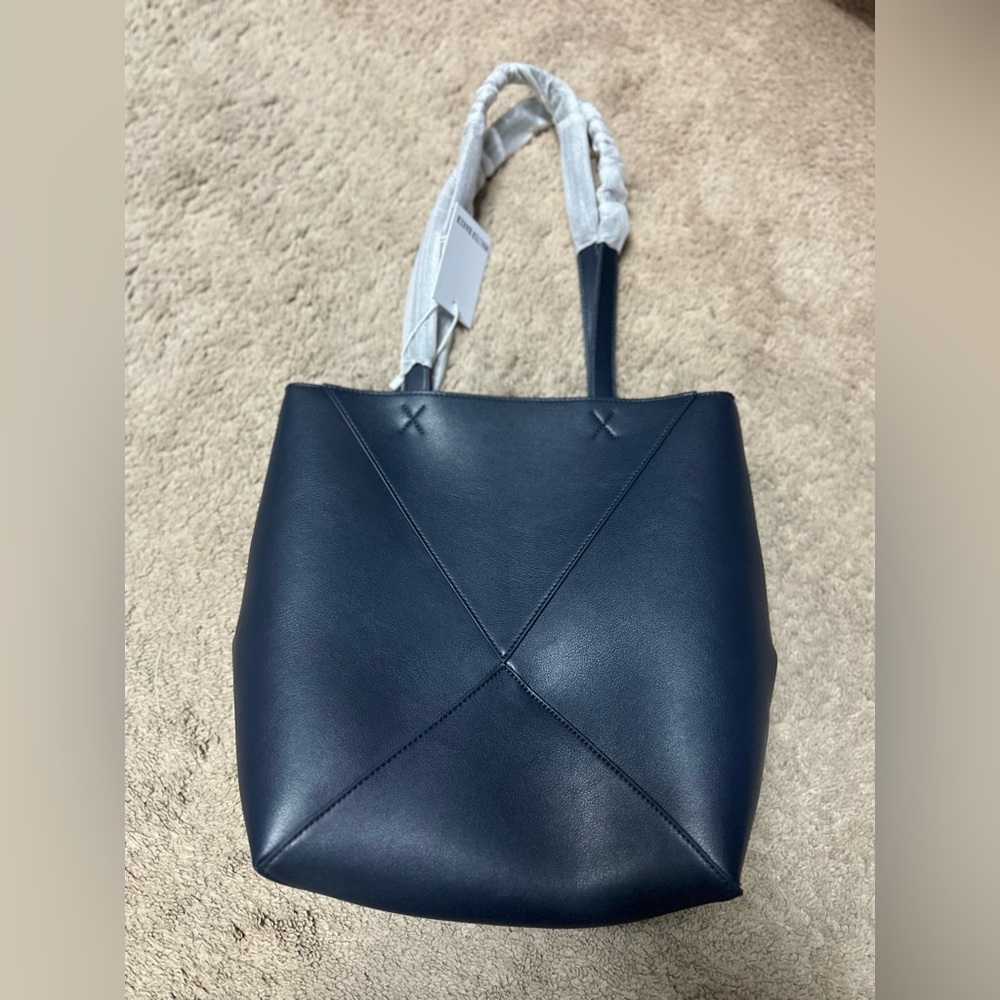 Walton Baker x Curator Navy Kate Tote Bag - Picture 4 of 8